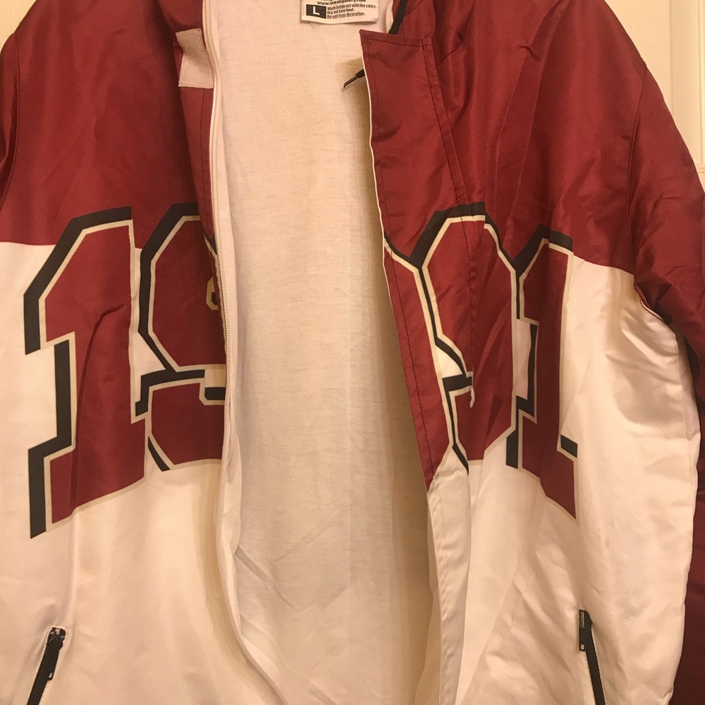 Men’s Windbreaker - Picture 3 of 4